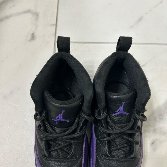 Nike Air Jordan Retro 12 FIELD PURPLE Toddler size 10c - Picture 4 of 6